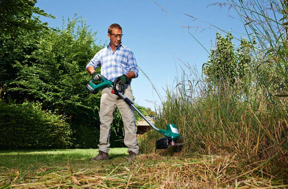 Quelques outils de jardinage indispensables